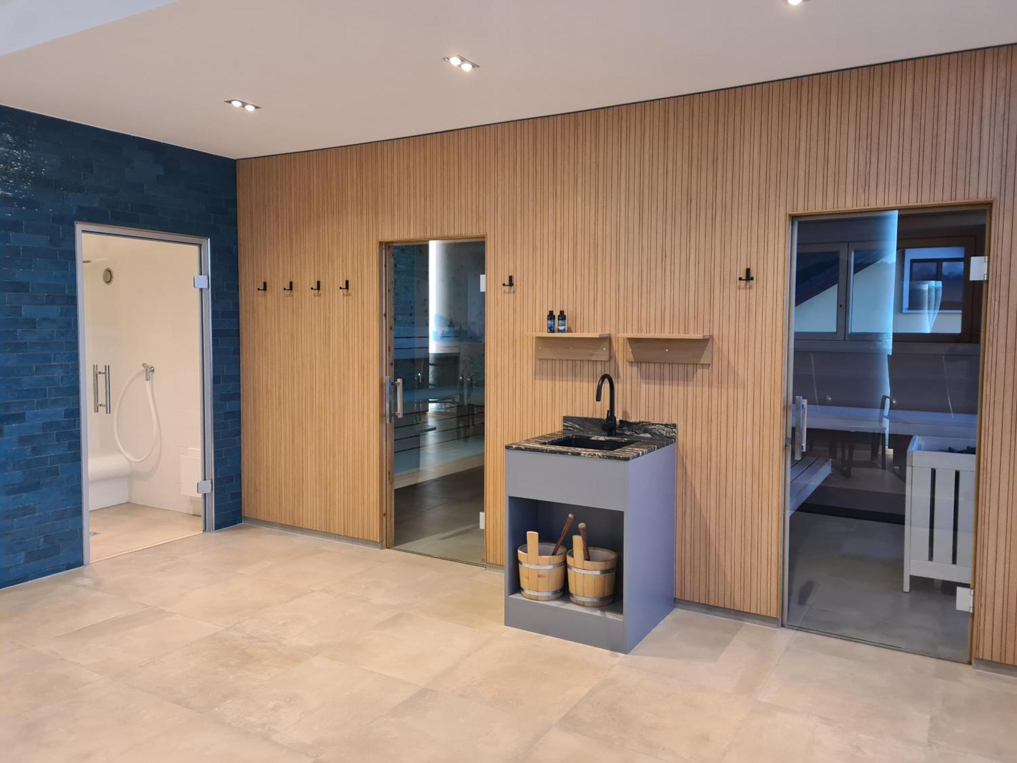Seegasthof Hois'N Wirt - Hotel Mit Wellnessbereich Gmunden Extérieur photo